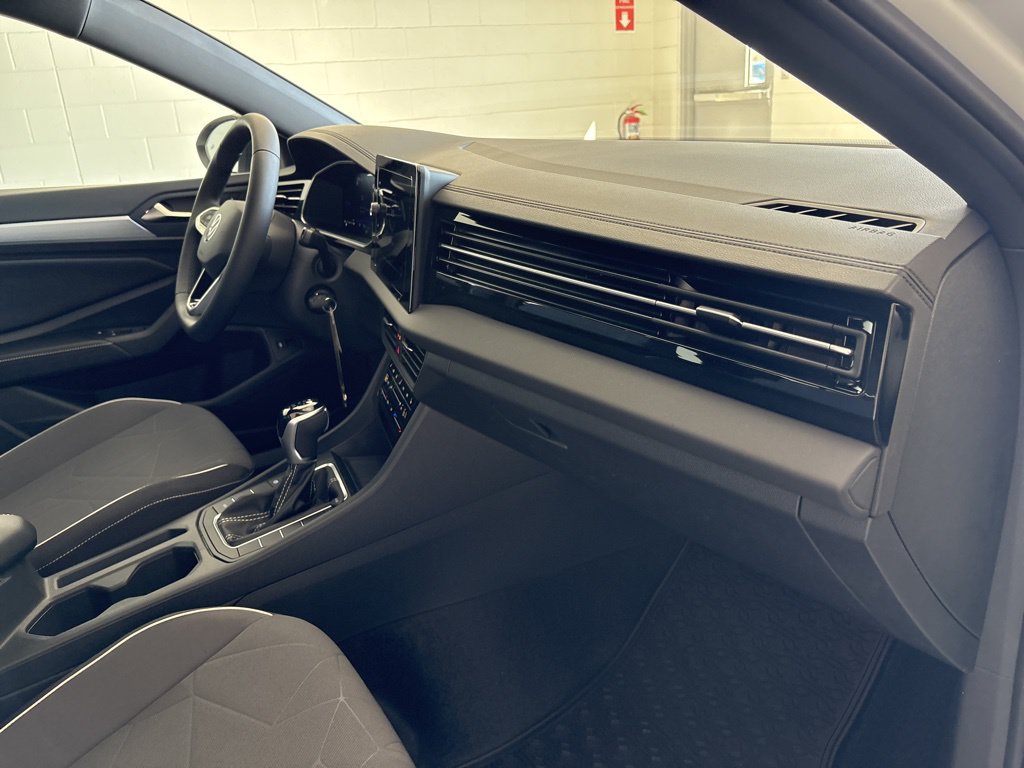 Certified 2026 Volkswagen Jetta Sport FWD image 30