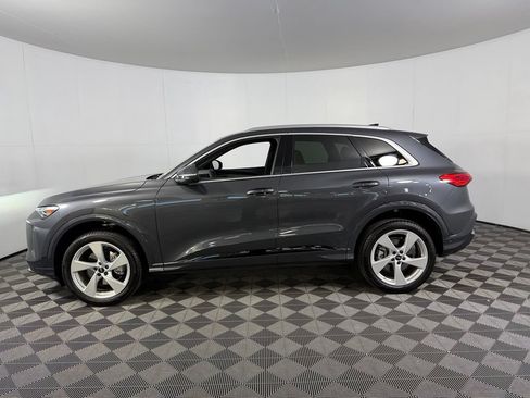 Used 2025 Audi Q5 Premium Plus AWD/4WD image 12