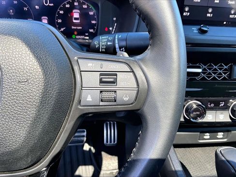 Used 2023 Honda Accord Sport image 28