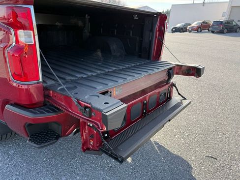 Used 2025 Chevrolet Silverado 1500 High Country image 38