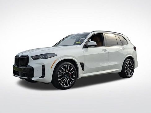 Certified 2026 BMW X5 xDrive40i w/ M Sport Package AWD/4WD image 1