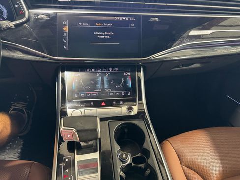 Used 2020 Audi Q7 3.0T Prestige w/ Prestige Package image 20