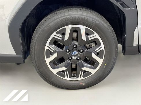 Used 2026 Subaru Forester Premium image 32