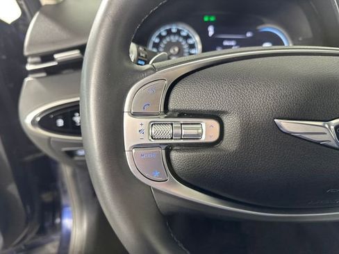 Used 2025 Genesis GV70 2.5T AWD/4WD image 15