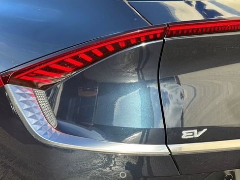 Used 2022 Kia EV6 Wind w/ Wind Technology Package image 37