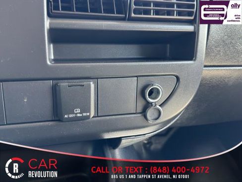 Used 2021 Chevrolet Express 2500 w/ Safety Package image 24