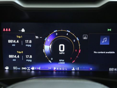 Certified 2025 Chevrolet Colorado Trail Boss AWD/4WD image 15