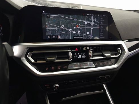 Used 2020 BMW 330i xDrive Sedan w/ Premium Package image 23