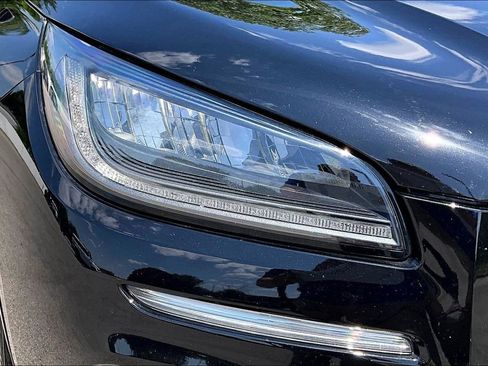 Used 2023 Lincoln Corsair AWD w/ Equipment Group 101A image 29