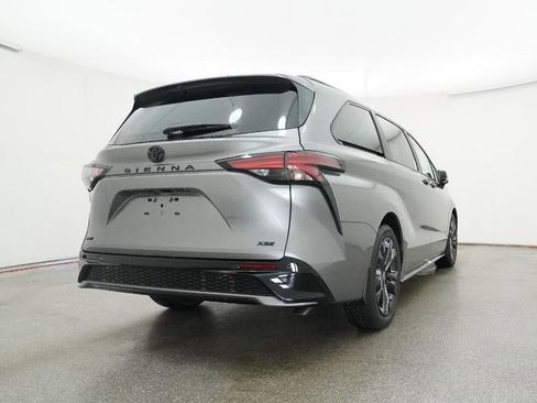 New 2026 Toyota Sienna XSE image 24