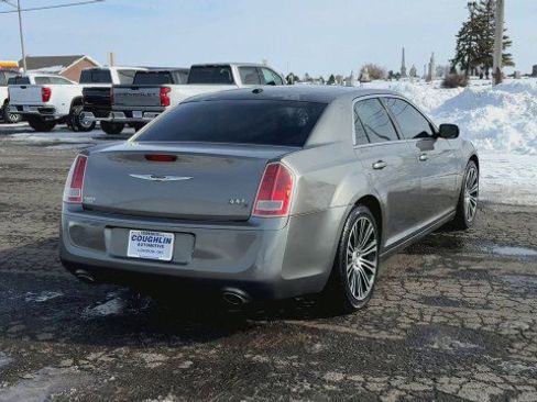 Used 2012 Chrysler 300 S w/ Luxury Group image 8