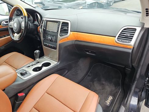 Used 2012 Jeep Grand Cherokee Overland AWD/4WD image 17