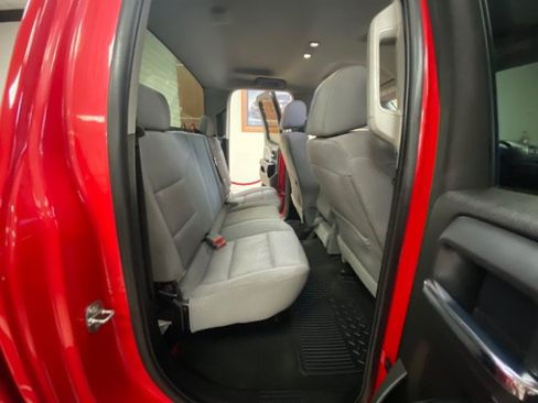 Used 2018 Chevrolet Silverado 1500 Custom w/ Custom Convenience Package RWD image 15