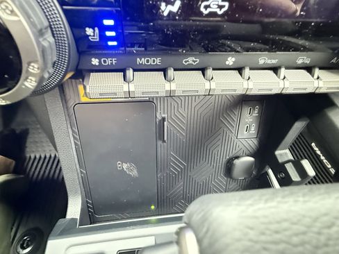 New 2026 Toyota Tacoma Limited AWD/4WD image 25