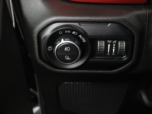 Used 2021 Jeep Gladiator Rubicon AWD/4WD image 27