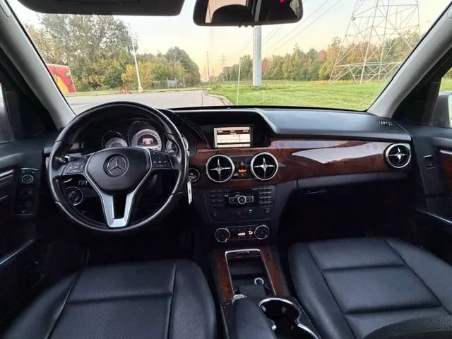 Used 2013 Mercedes-Benz GLK 350 4MATIC image 16