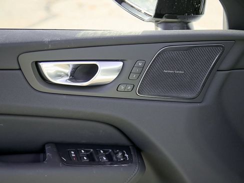 New 2026 Volvo XC60 B5 Plus w/ Climate Package image 13