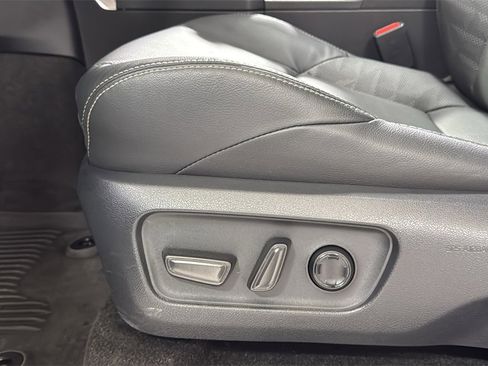 Certified 2025 Toyota 4Runner TRD Off-Road Premium image 14