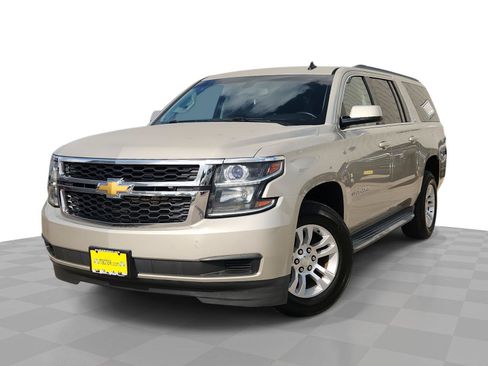 Used 2015 Chevrolet Suburban LS RWD image 1