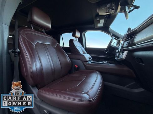 Used 2024 Ford Expedition Max Limited image 25