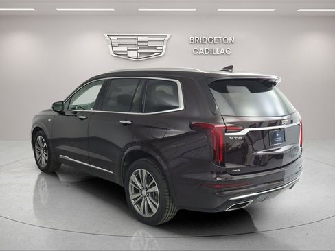 Used 2021 Cadillac XT6 Premium Luxury image 8