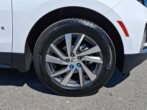 Used 2022 Chevrolet Equinox Premier image 10