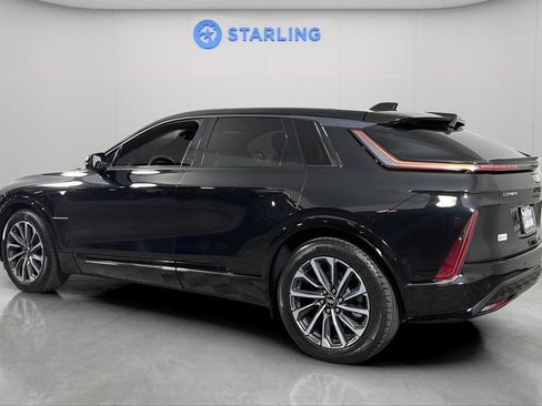 Used 2024 Cadillac Lyriq Sport w/ LPO, Floor Liner Package AWD/4WD image 4