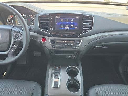 Used 2023 Honda Ridgeline RTL image 11