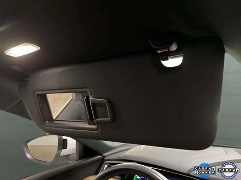 Used 2024 Audi Q8 e-tron Premium AWD/4WD image 63