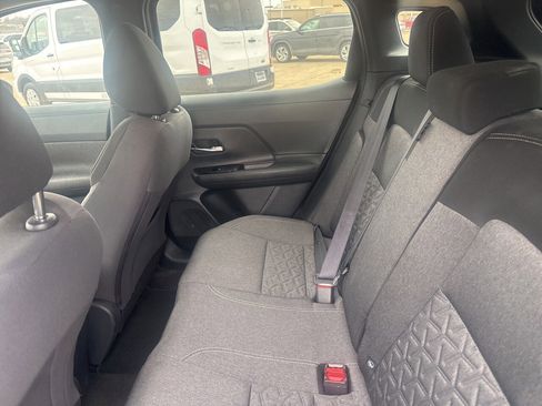 Certified 2025 Nissan Kicks SV image 31