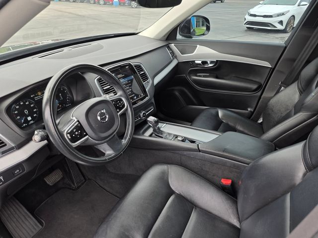 Used 2022 Volvo XC90 T5 Momentum AWD/4WD image 21