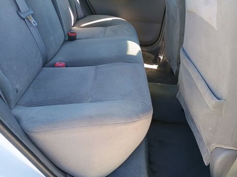 Used 2006 Toyota Corolla CE image 19