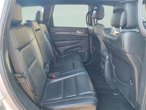 Certified 2017 Jeep Grand Cherokee Overland image 34