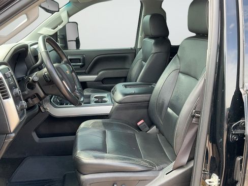 Used 2017 Chevrolet Silverado 2500 LTZ w/ Duramax Plus Package AWD/4WD image 17