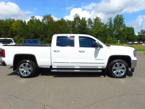 Used 2018 GMC Sierra 1500 SLT AWD/4WD image 40