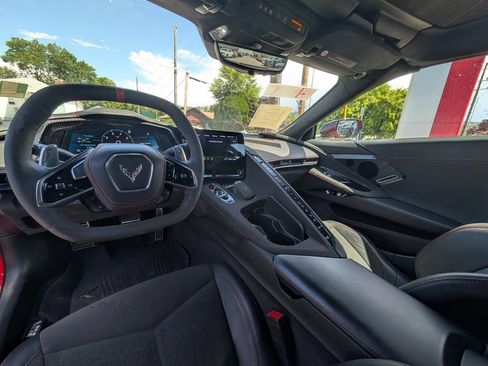 Used 2023 Chevrolet Corvette Stingray Premium Cpe w/ Z51 Performance Package RWD image 8