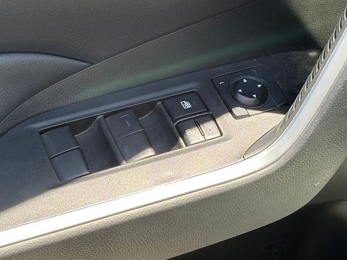 Used 2024 Toyota RAV4 LE FWD image 7