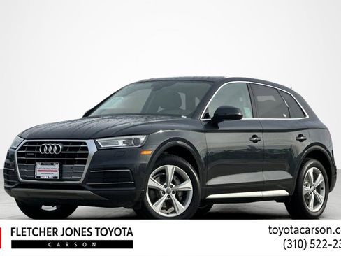 Used 2020 Audi Q5 2.0T Premium w/ Convenience Package image 1