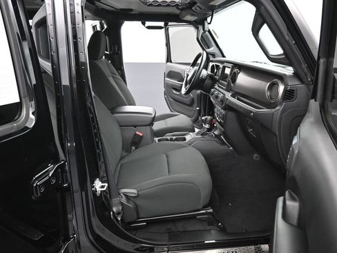 Used 2021 Jeep Wrangler Unlimited Sport AWD/4WD image 30