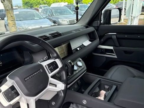Used 2023 Land Rover Defender 110 S AWD/4WD image 35
