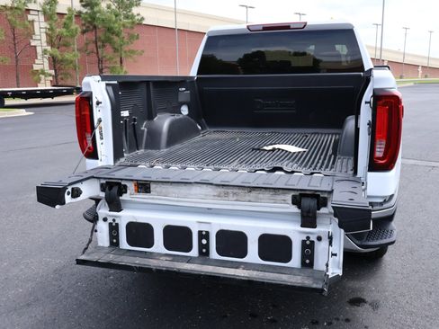 Used 2025 GMC Sierra 1500 SLT AWD/4WD image 23