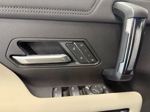 New 2026 GMC Hummer EV 4x4 Crew Cab image 14