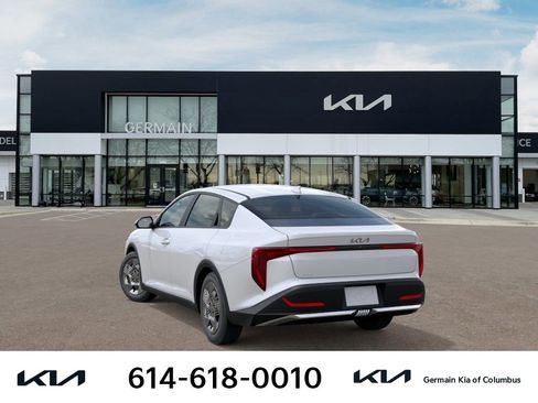 New 2026 Kia K4 LX image 7