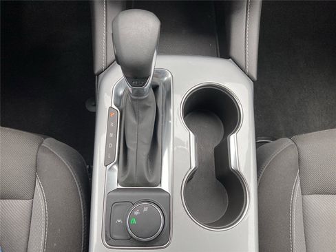 Used 2024 Chevrolet Blazer LT image 19