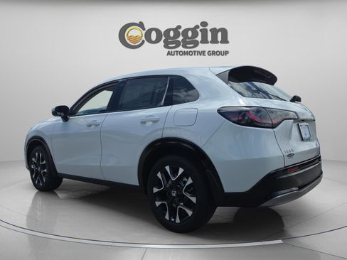 New 2026 Honda HR-V EX-L image 3