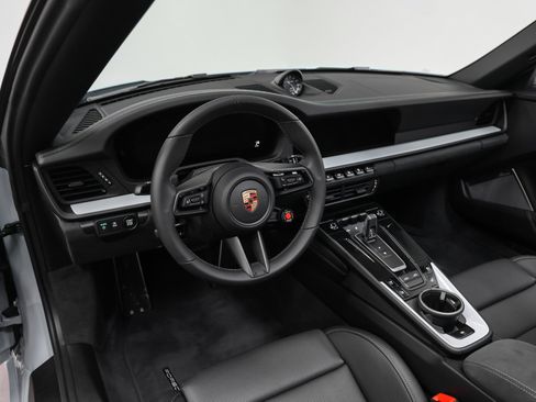 Used 2025 Porsche 911 Targa 4 GTS image 4