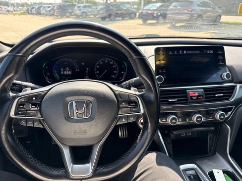 Used 2022 Honda Accord Sport image 17
