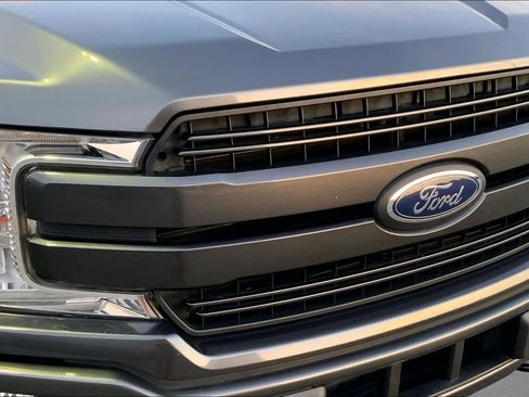 Used 2018 Ford F150 Lariat w/ Equipment Group 502A Luxury AWD/4WD image 29