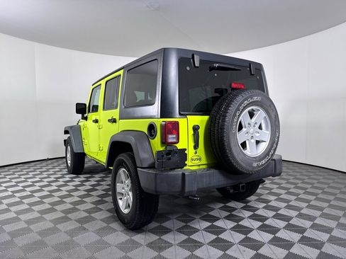Used 2016 Jeep Wrangler Unlimited Sport w/ Quick Order Package 23S AWD/4WD image 18