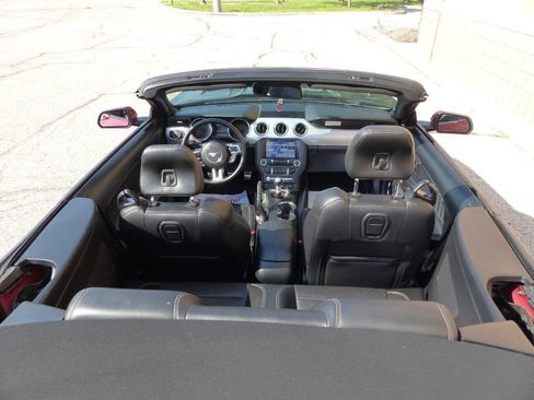 Used 2017 Ford Mustang GT Premium RWD image 24